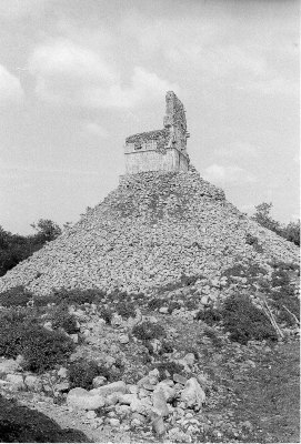 El mirador, Zona Arqueológica de Labná, Yucatán
