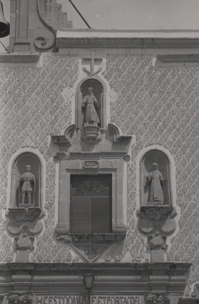 Capilla de la Tercera Orden. Portada