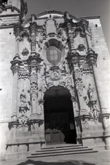 El Señor de El Encino. Fachada