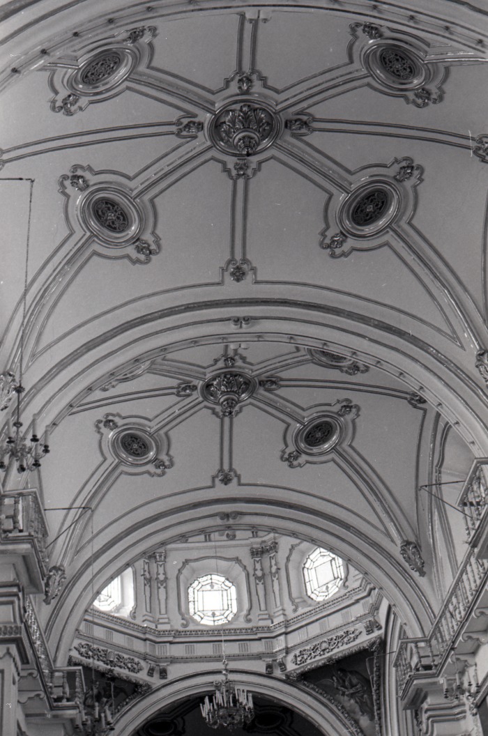 El Señor de El Encino. Interior