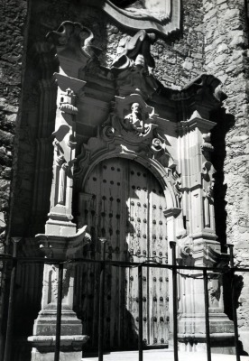 El Señor de El Encino. Portada lateral